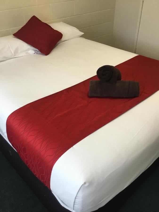 Ulster Apartments Hamilton Esterno foto