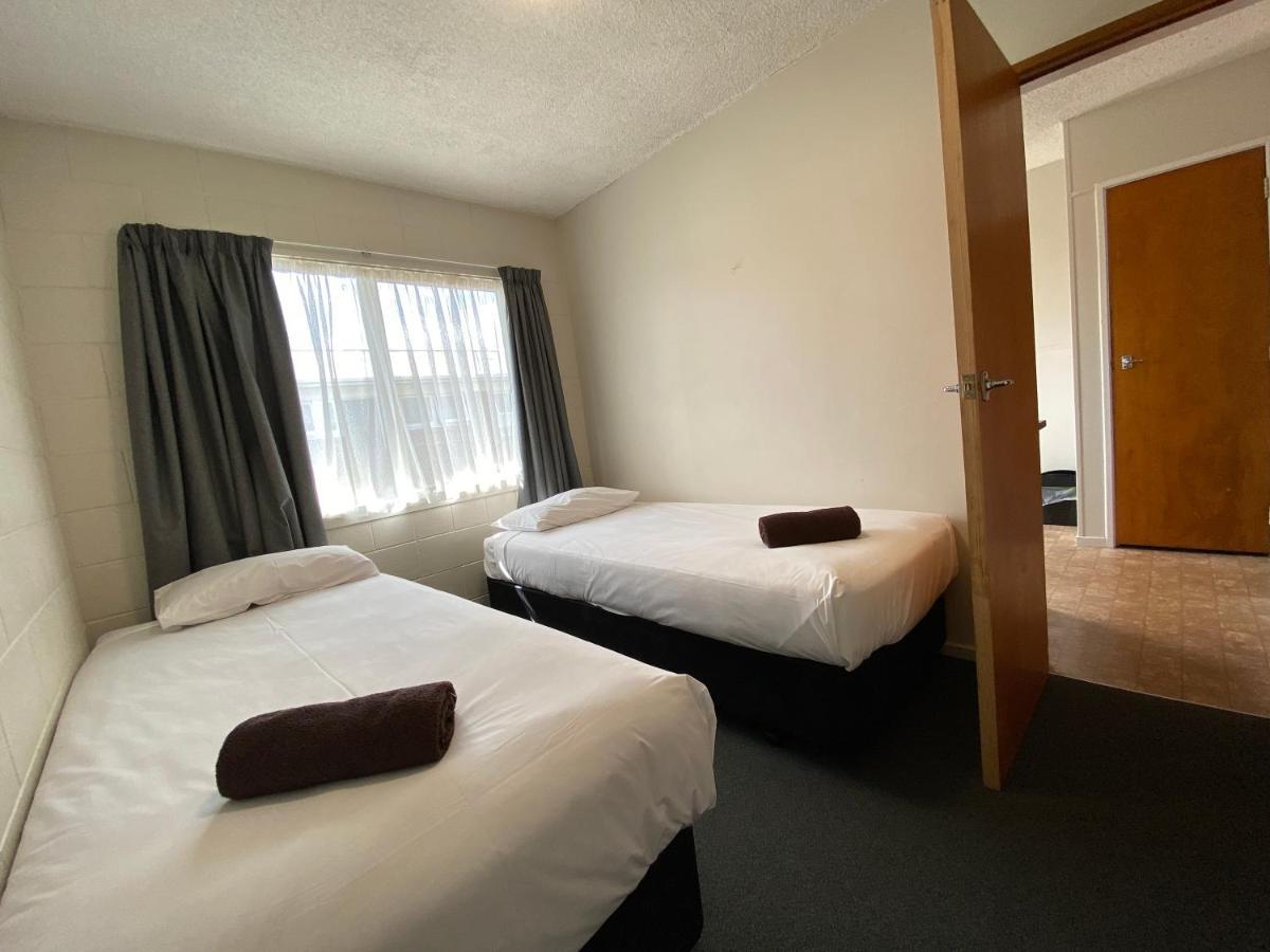 Ulster Apartments Hamilton Esterno foto