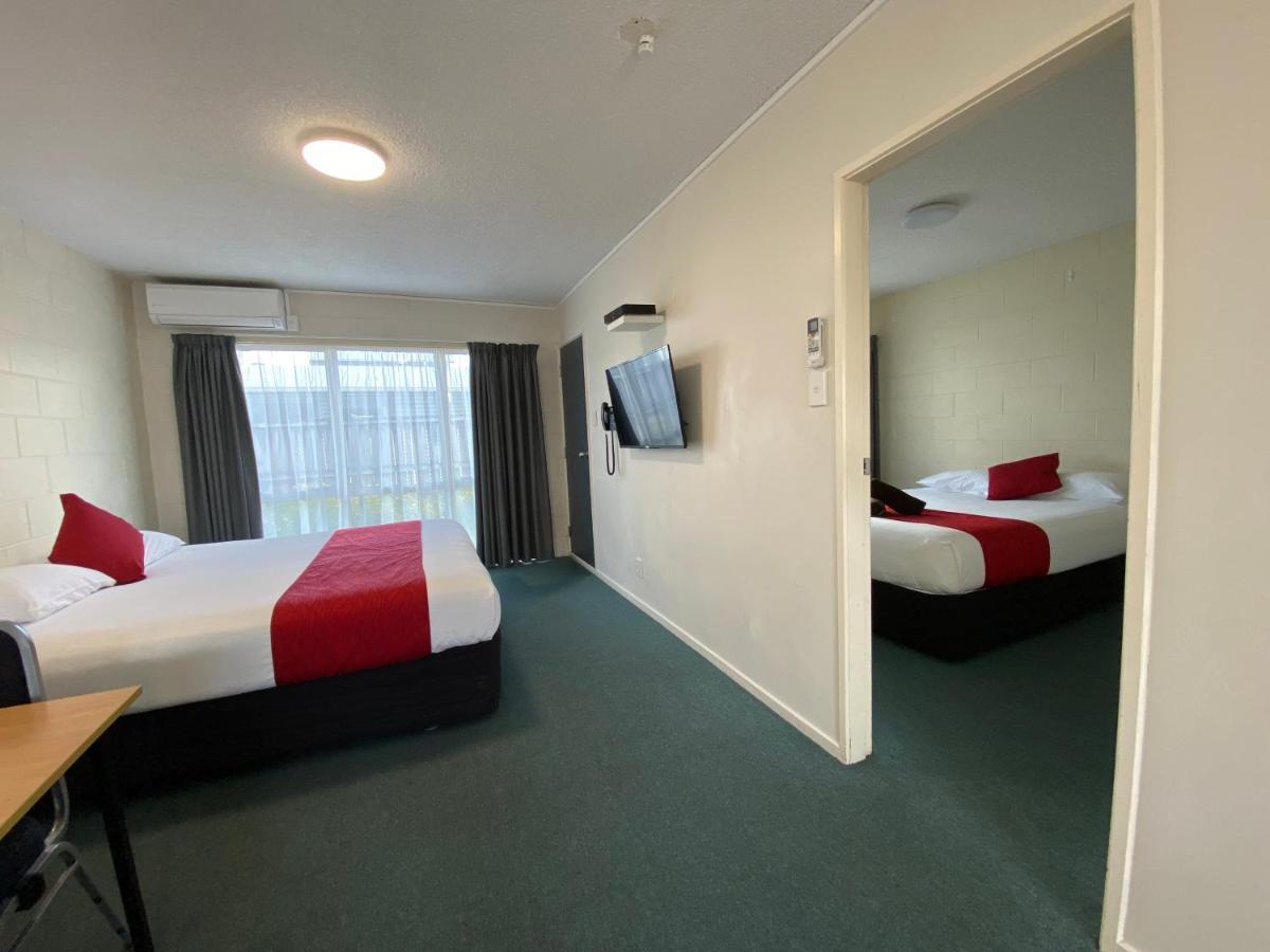 Ulster Apartments Hamilton Esterno foto